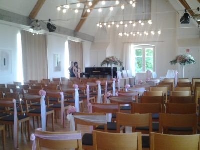 marriage dans le salle de concerts