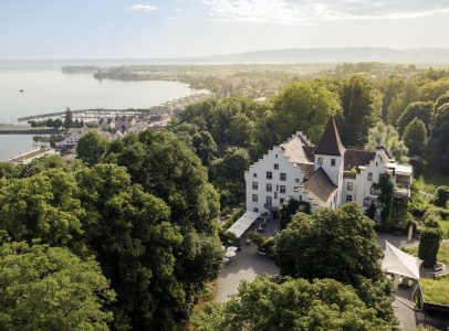 Luftaufnahme mit See (5)